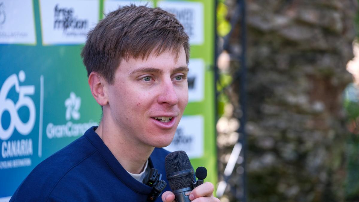 Tadej Pogacar valoró la posibilidad de intercambiar las fechas de Giro y Vuelta