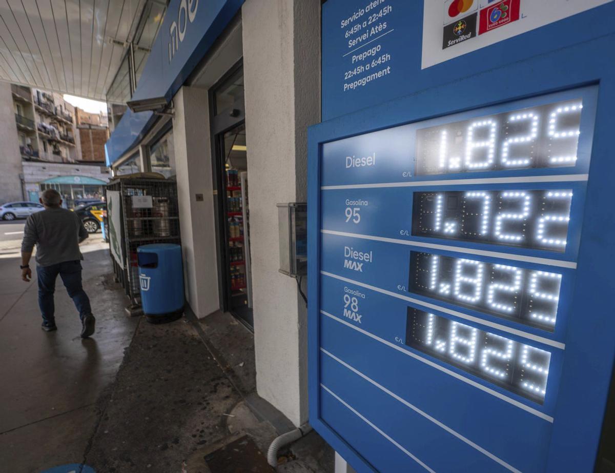 El G7, preparat per actuar "de manera urgent" per frenar el preu del petroli