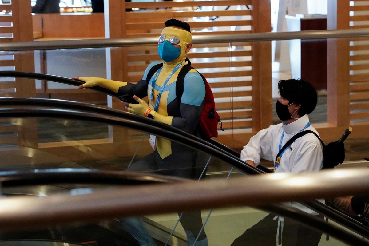 Asistentes, disfrazados, al Comic-con de San Diego