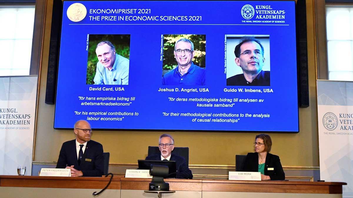 Nobel de Economía a David Card, Joshua Angrist y Guido Imbens por sus análisis del mercado laboral.