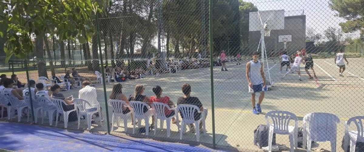 Los torneos de 3x3 tomaron las instalaciones deportivas.