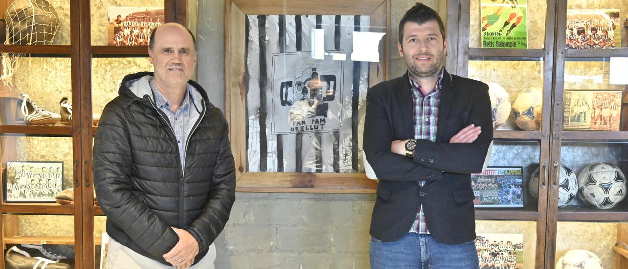 Àngel Dealbert (d) y Fernando Gómez Colomer (i), miembros de la dirección deportiva del Castellón, en Castalia.