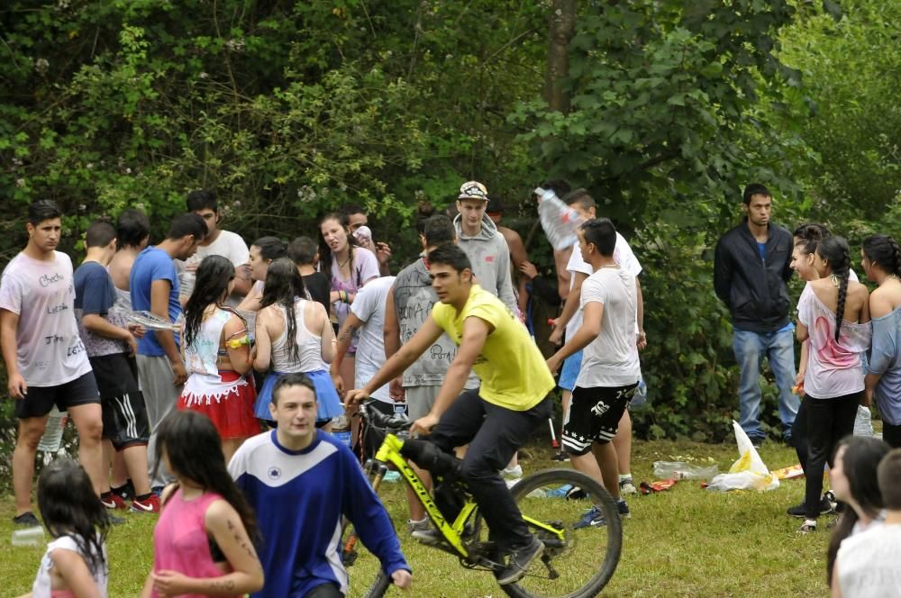 Los participantes en la jira festiva de Sotrondio.