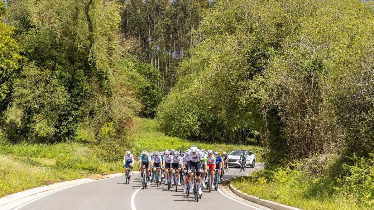 Una imagen de la última etapa de la pasada edición de la Vuelta a Asturias