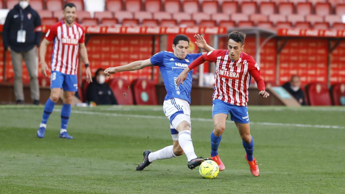 En imágenes: el derbi entre el Sporting y el Real Oviedo