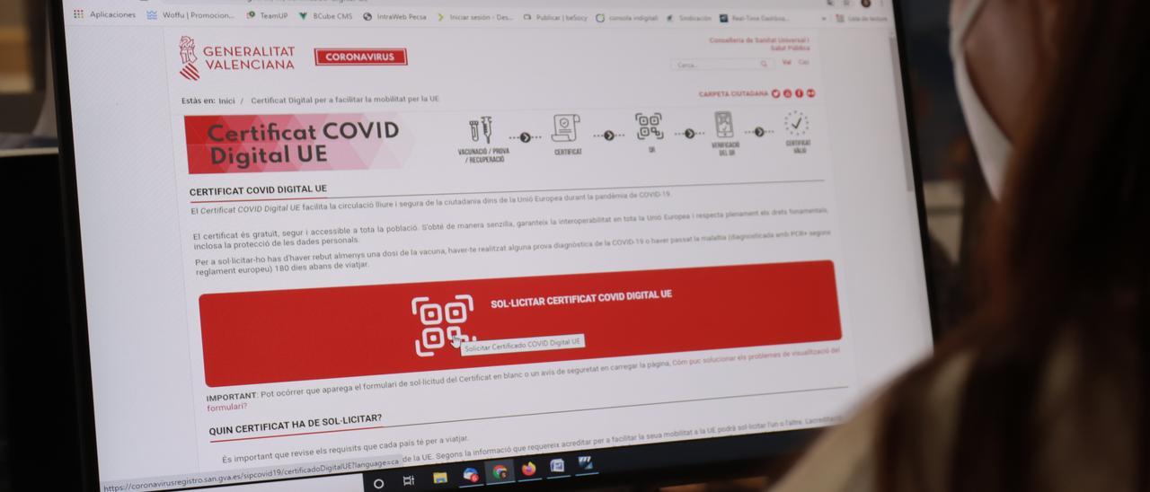 El pasaporte covid puede descargarse fácilmente en la página de la Conselleria de Sanitat.