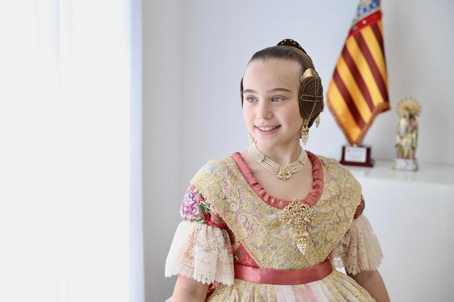 El espolín de la fallera mayor infantil 2025, al detalle