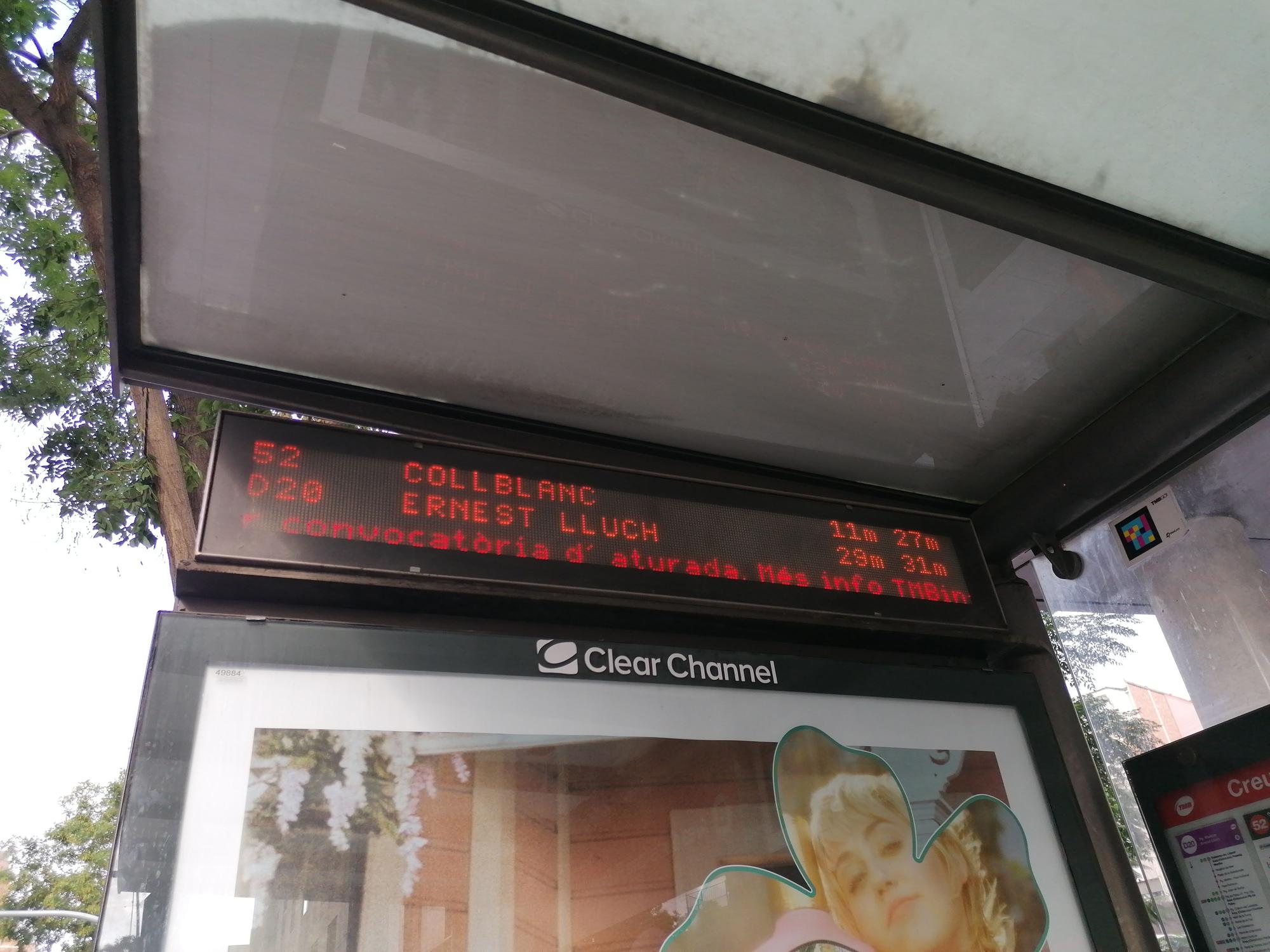 Tiempos de espera en una parada de bus durante la huelga del 22 de setiembre de 2022