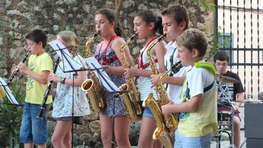 Acaba el curso de la escuela de música