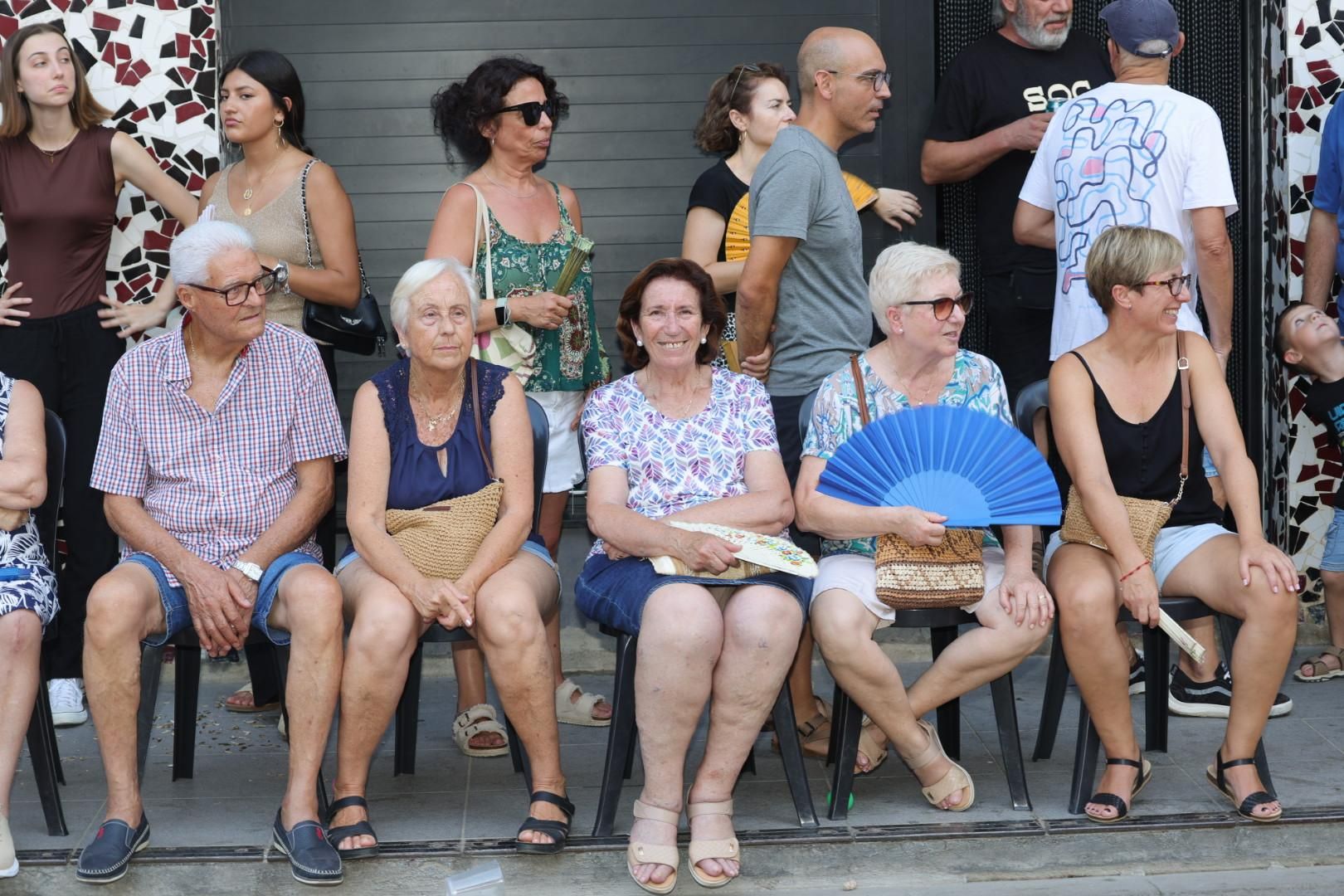 Galería | El Grau disfruta de su desfile de peñas