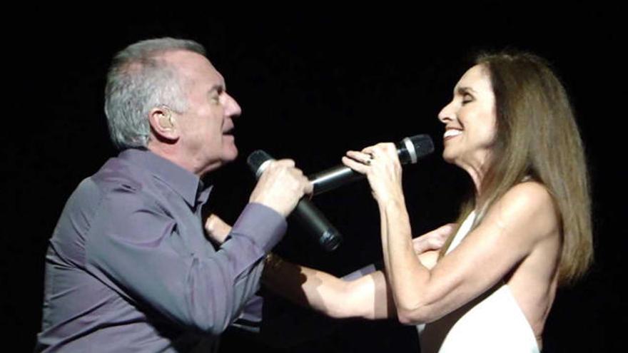 Víctor Manuel y Ana Belén, en un concierto reciente.