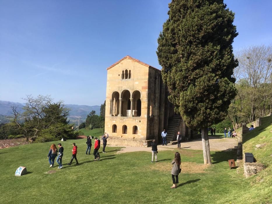 Una Semana Santa con llenazo turístico en Asturias.