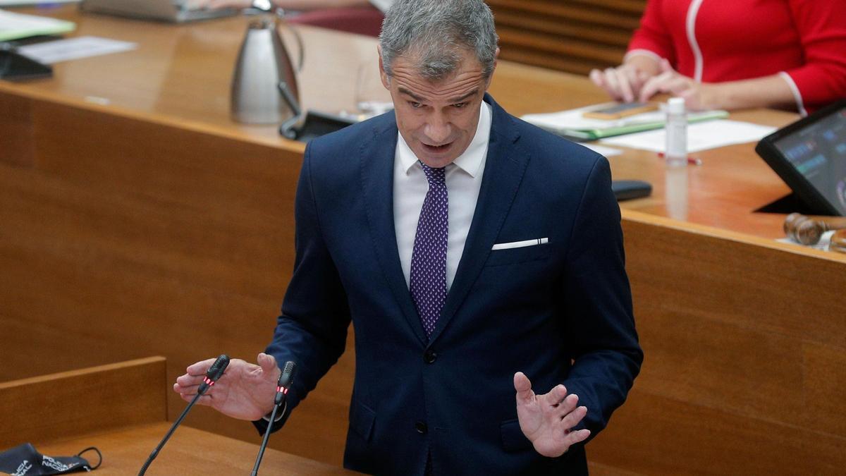 Toni Cantó en su intervención en las Cortes.