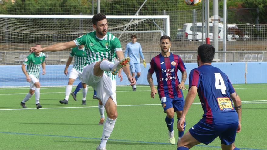 L&#039;Escala es queda el duel altempordanès contra el Peralada (1-0) amb un gol de Pime