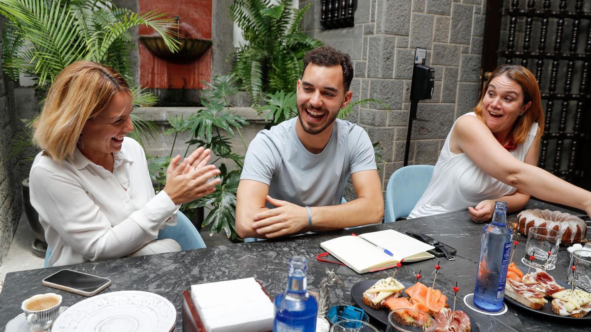 Noemí Santana, Hugo Cejas e Hiurma Castejón esta mañana en la capital grancanaria.