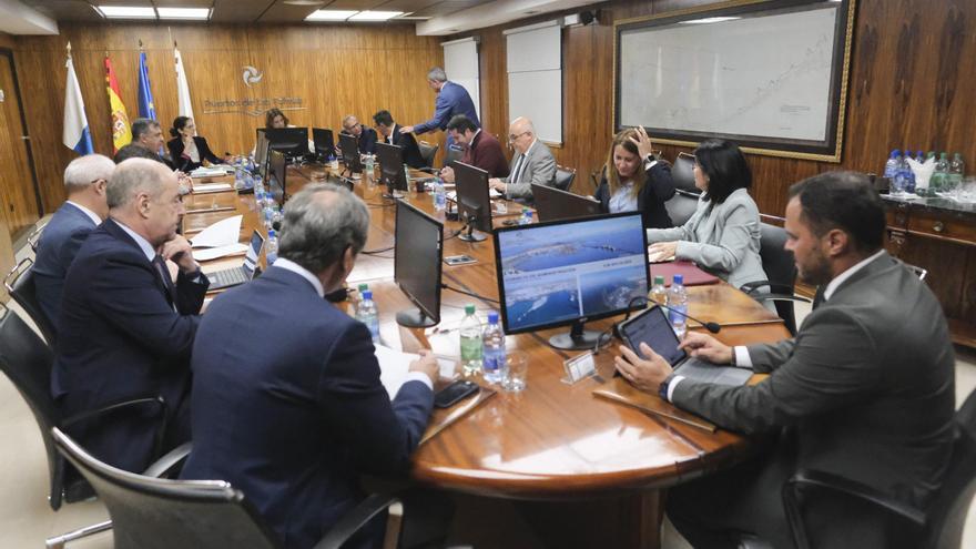 Tres compañías encargan proyectos a la pareja de una jefa de Puertos de Las Palmas