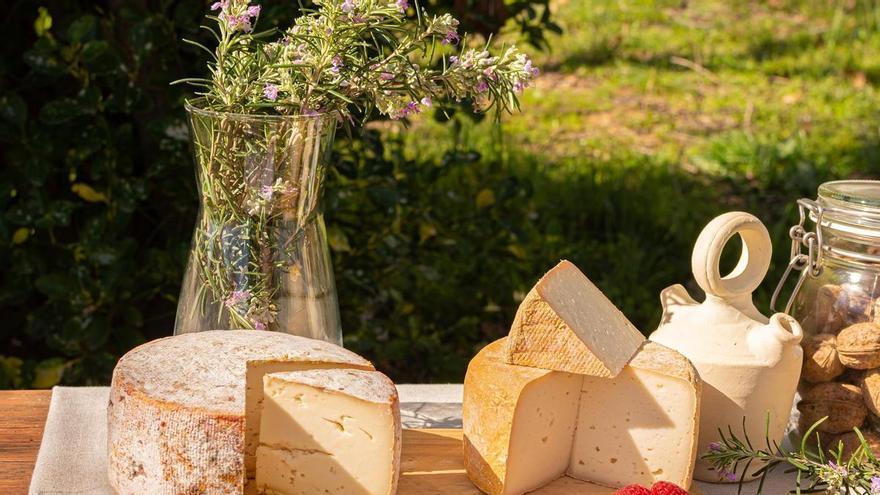 Acehúche se rinde al queso: el gran fin de semana del sabor en Extremadura