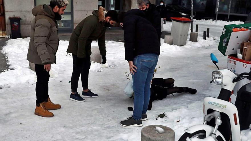 Mínimes de -25 graus dificulten la tornada a la normalitat