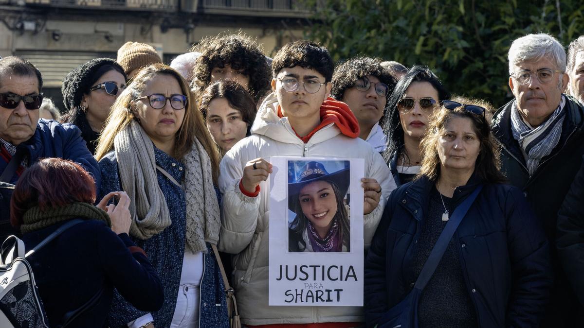 JALa madre de Sharit, una de las dos adolescentes cuyos cuerpos sin vida aparecieron en el parque de la Concordia de Jaén.