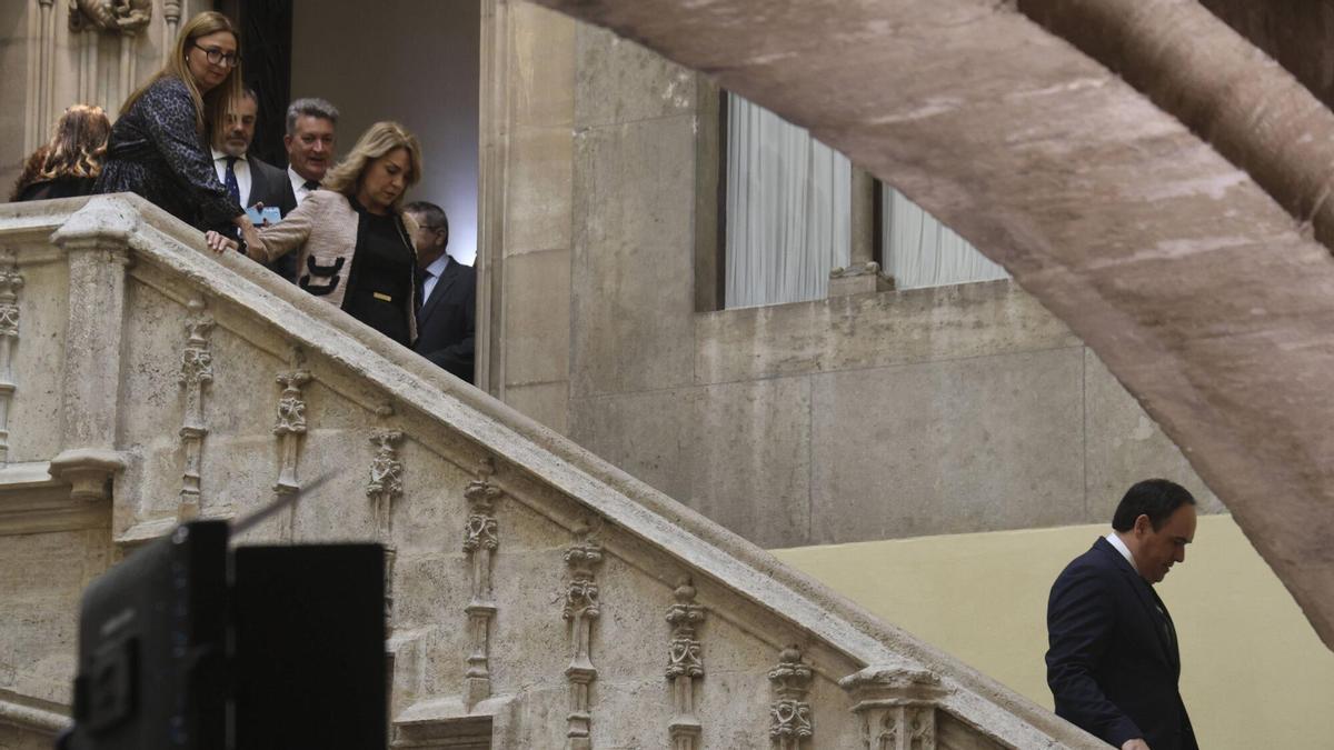 Un curso para remover a más de la mitad del Consell de Mazón