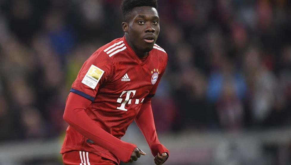 Alphonso Davies (LI - 70 millones)