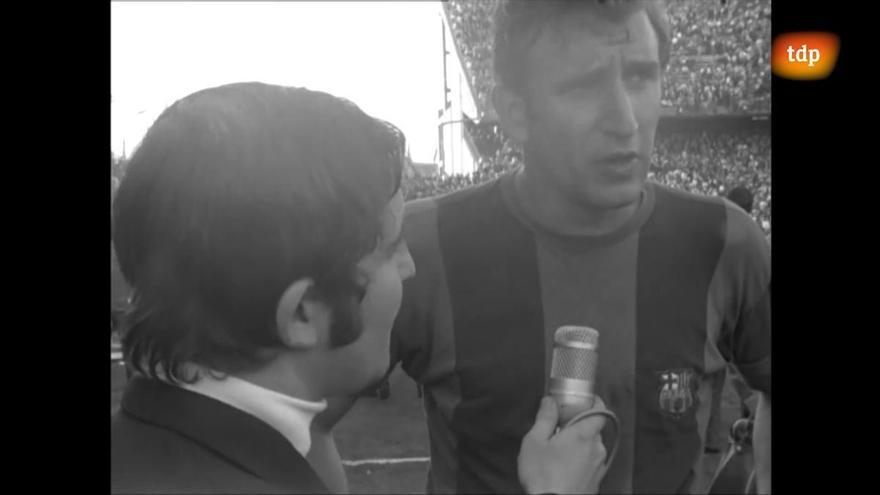 José María García entrevistó a Carles Rexach en el encuentro en el que el Atlético y Barça se quitaron una liga