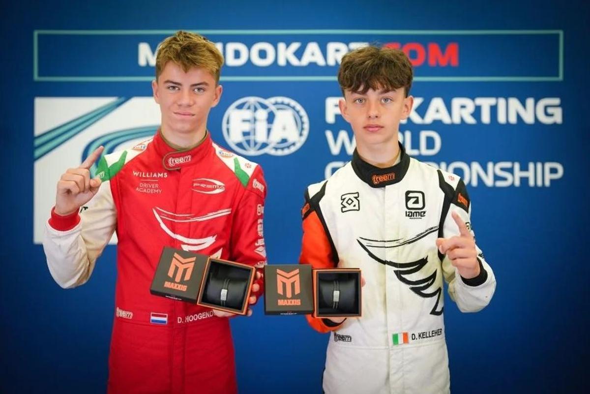Daniel Kelleher, a la derecha, tras una de las pruebas del FIA Karting World Championship.