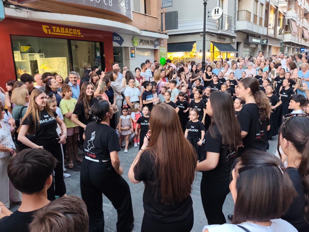 Ambiente en la Noche Mágica de Lucena.