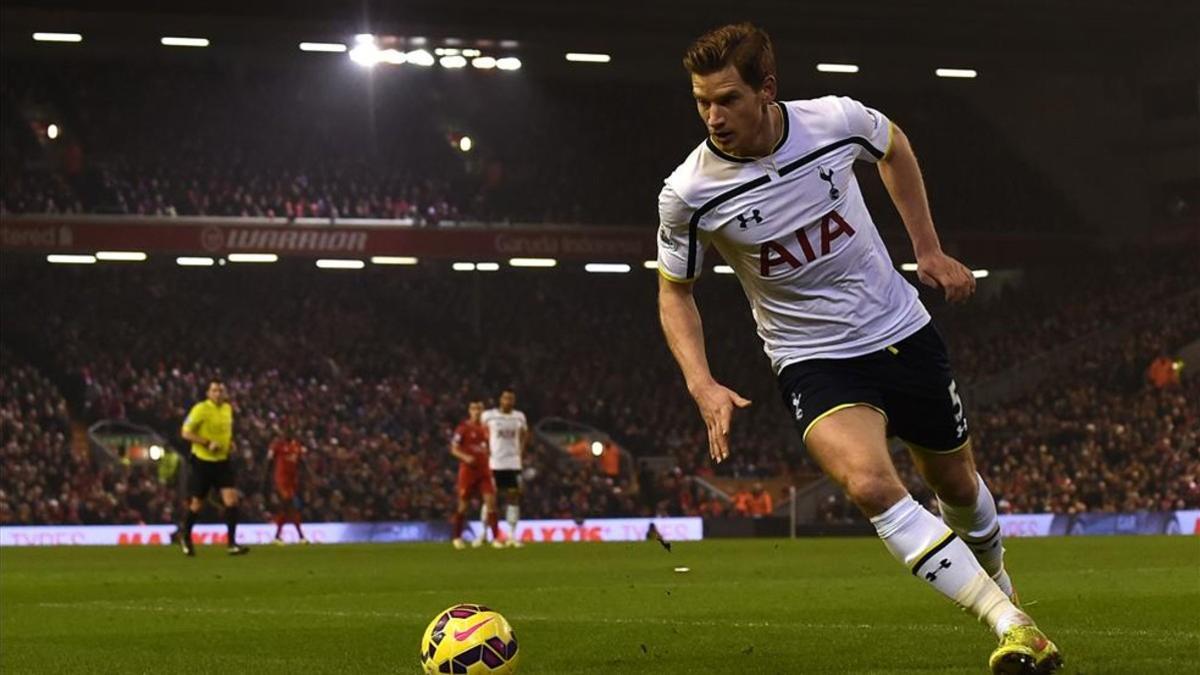 Vertonghen ha renovado su contrato con el Tottenham.