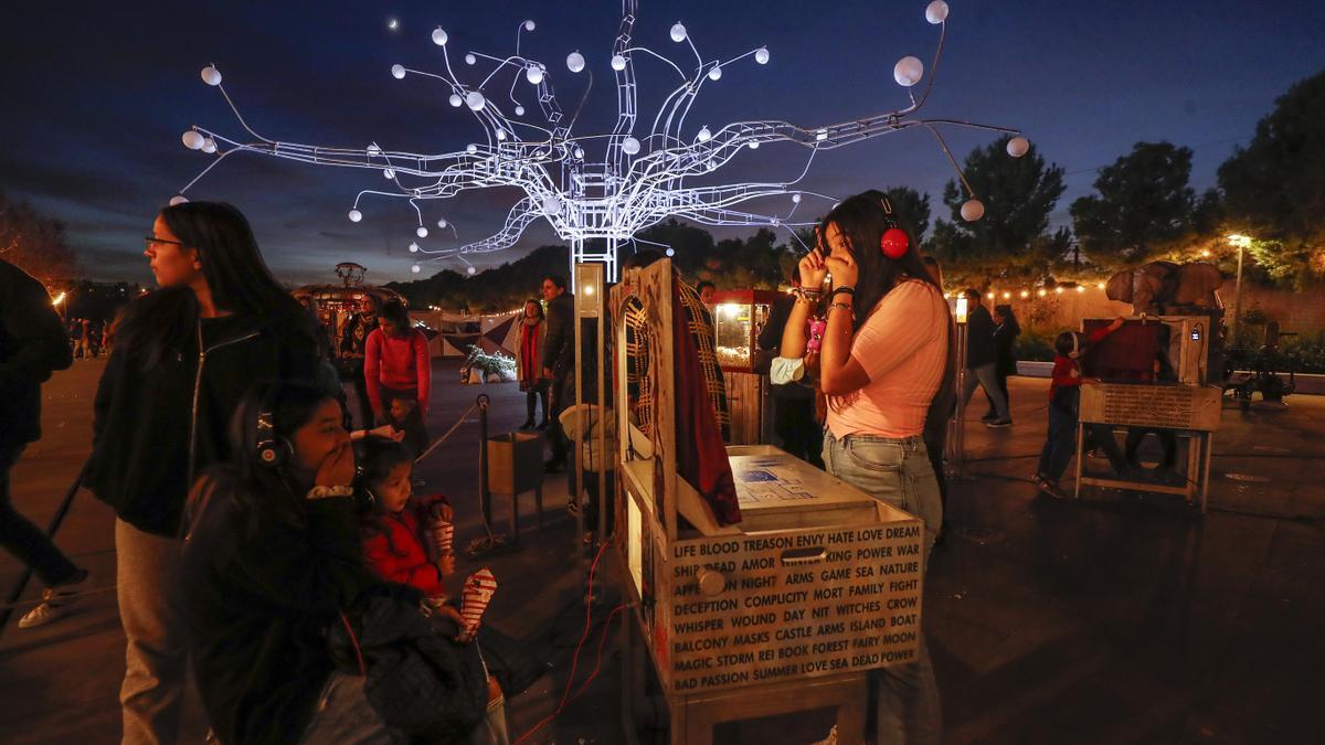 Inaguración de La Central, el nuevo espacio de la Navidad.