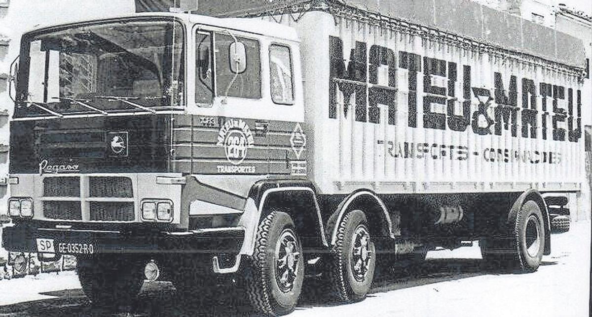 Imatge d'arxiu d'un camió de l'empresa de transports Mateu &amp; Mateu