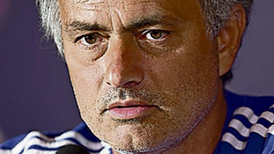 Mourinho renueva con el Chelsea hasta el año 2019