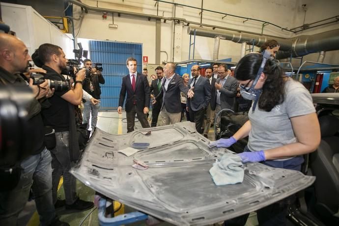 15.04.19. Las Palmas de Gran Canaria. El líder del PP y candidato a presidente del Gobierno, Pablo Casado, visita el centro de formación técnico-profesional del metal de Las Palmas de Gran Canaria, Femepa, acompañado por los dirigentes del partido en Canarias, Asier Antona y Australia Navarro. Foto Quique Curbelo  | 15/04/2019 | Fotógrafo: Quique Curbelo