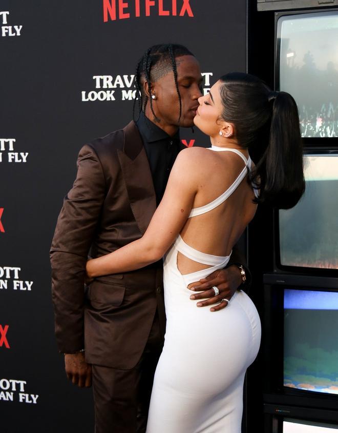 Kylie y Travis