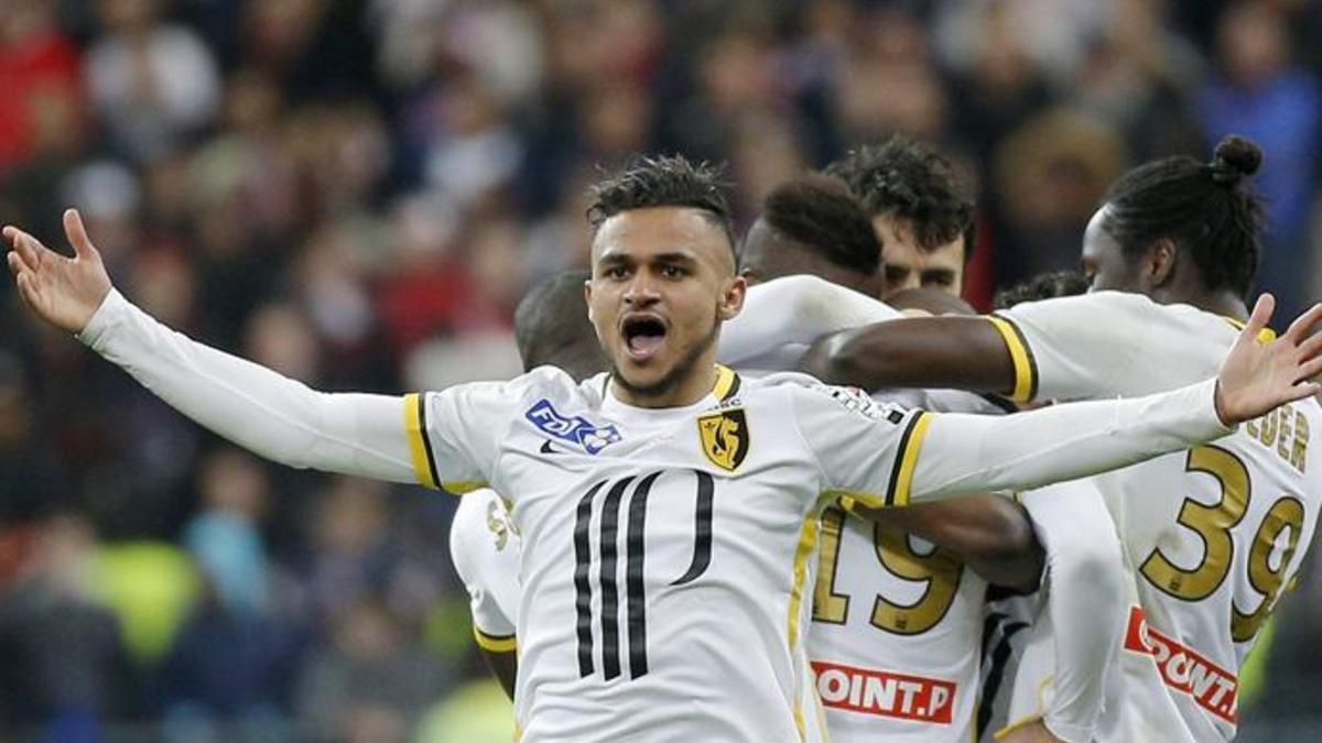 Sofiane Boufal está en la órbita del Barça