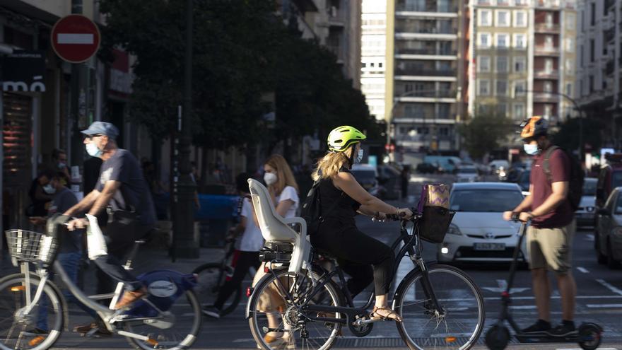 La Estrategia valenciana de envejecimiento activo y lucha contra la soledad no deseada recibe 516 aportaciones ciudadanas