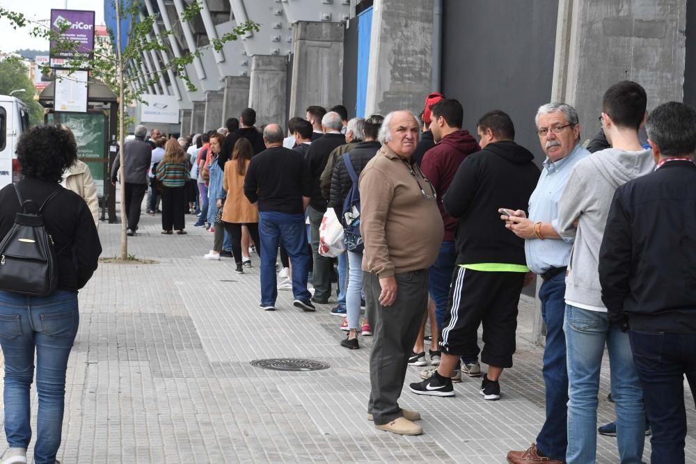 Colas por las entradas para el Dépor-Mallorca