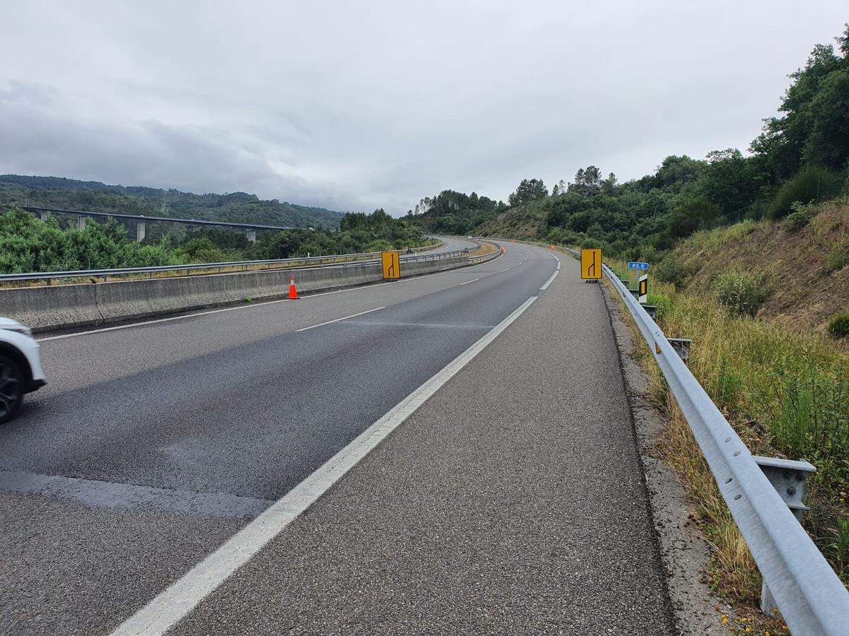 Obras señalizadas en la AG-53 en sentido Santiago
