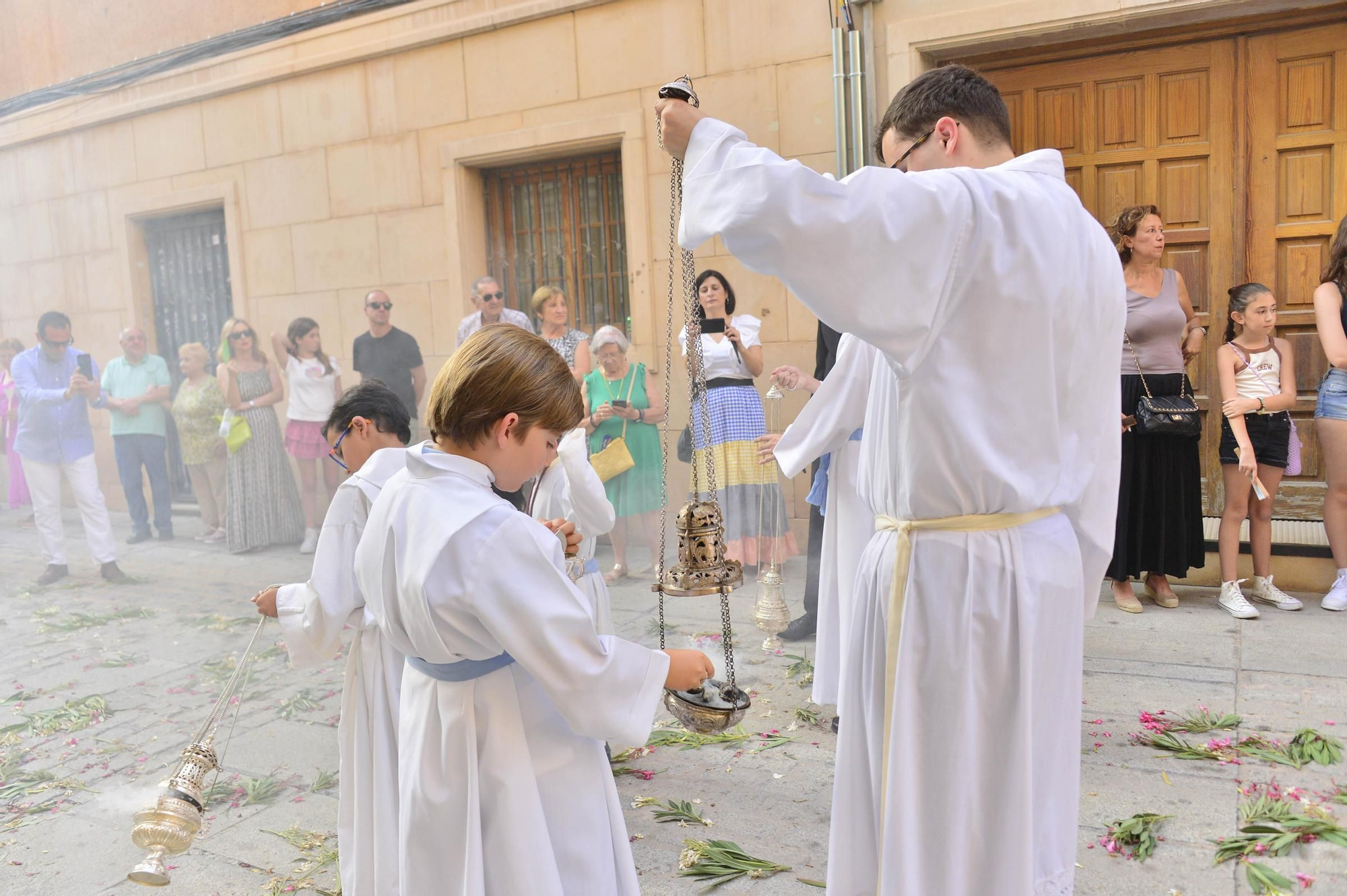 Procesion del Corpus Christi y Altares en Elche
