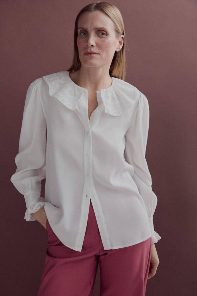 Blusa blanca de Pedro del Hierro