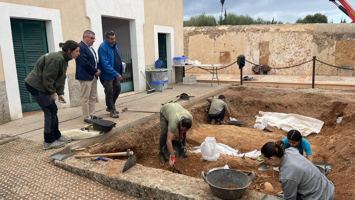 Ausgrabungen in Son Carrió.