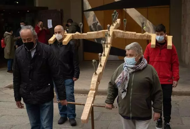 Renovación en la Cruz de los ausentes