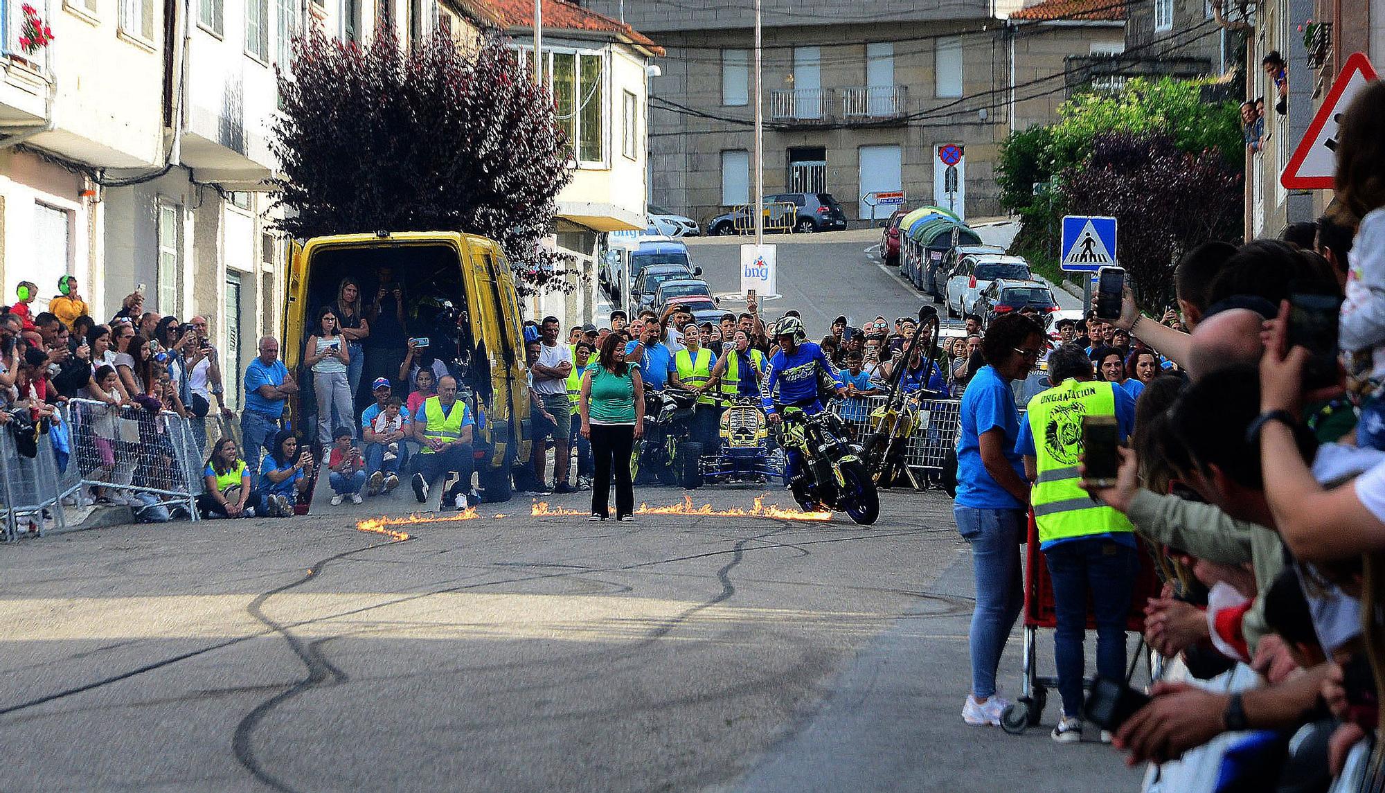 La novena concentración motera de Bueu en imágenes