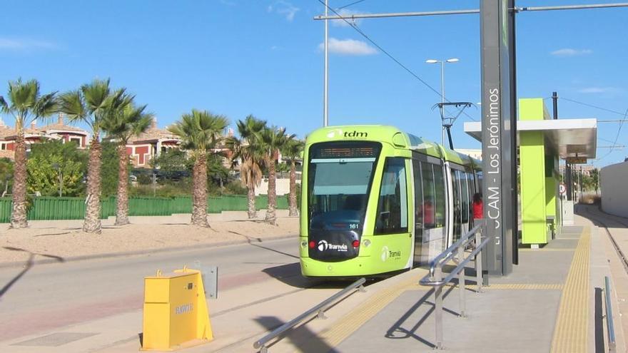 Los usuarios vuelven a dar al Tranvía de Murcia un notable alto y alcanza el 8,6