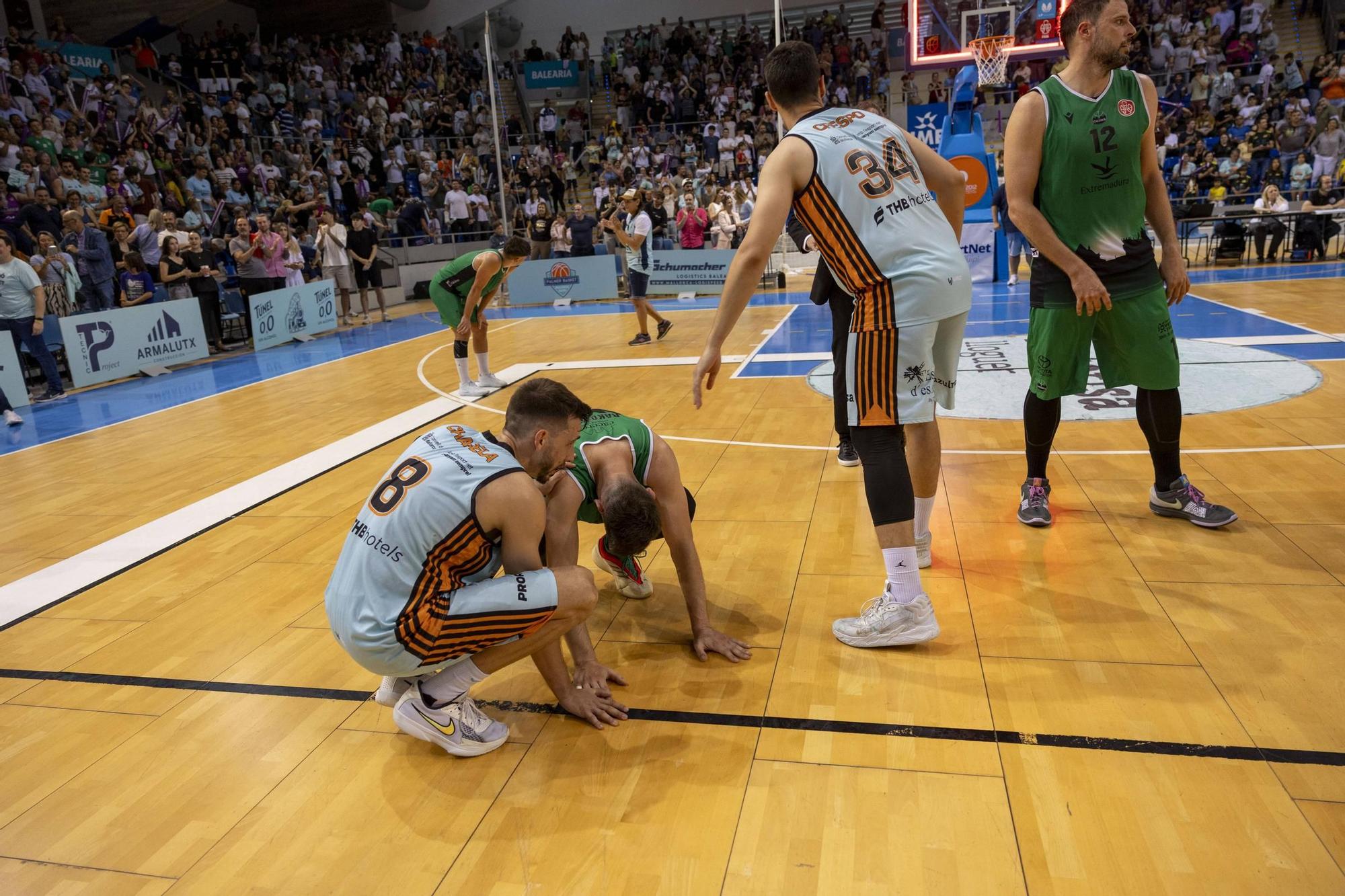 Así ha sido la fiesta del Palmer Basket Mallorca Palma tras ascender a Primera FEB
