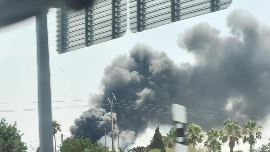 Controlado un fuego agrícola en Inca tras la participacion de medios aéreos y terrestres