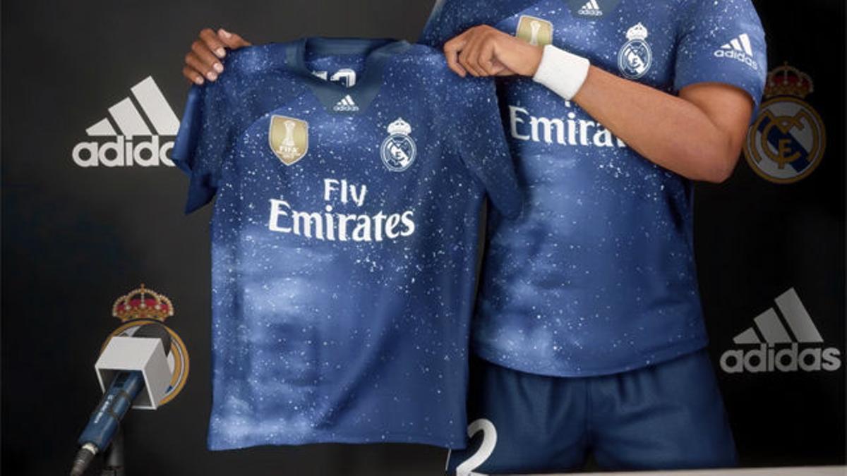 Esta es la cuarta equipación del Real Madrid en exclusiva para FIFA 19