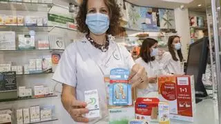 Sanidad garantiza el pago regular a las farmacias de Alicante a partir de julio