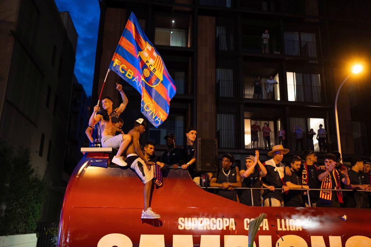 La rúa del Barça por las calles de Barcelona