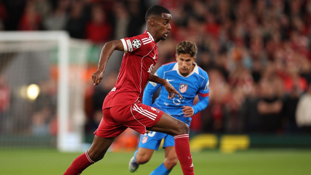 Alexander Isak, frente al Atlético de Madrid